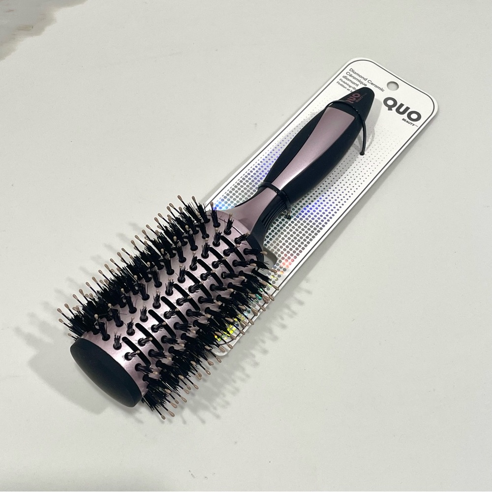 NEW Quo Beauty Diamond Ceramic Finishing & Shine Round Hair Brush